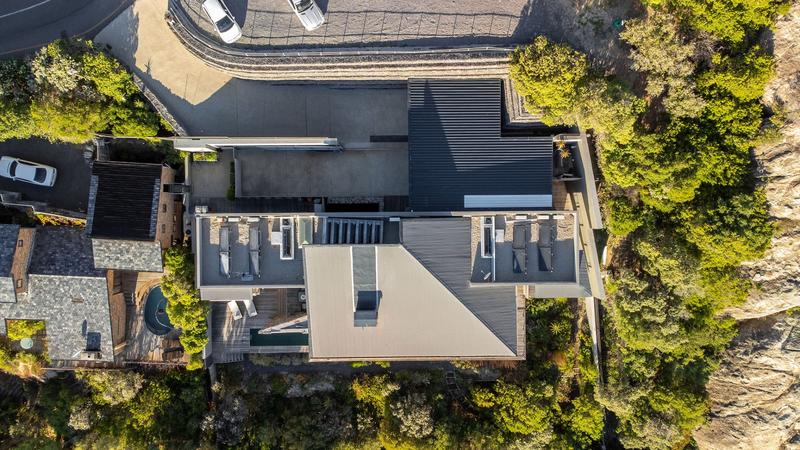 6 Bedroom Property for Sale in Llandudno Western Cape